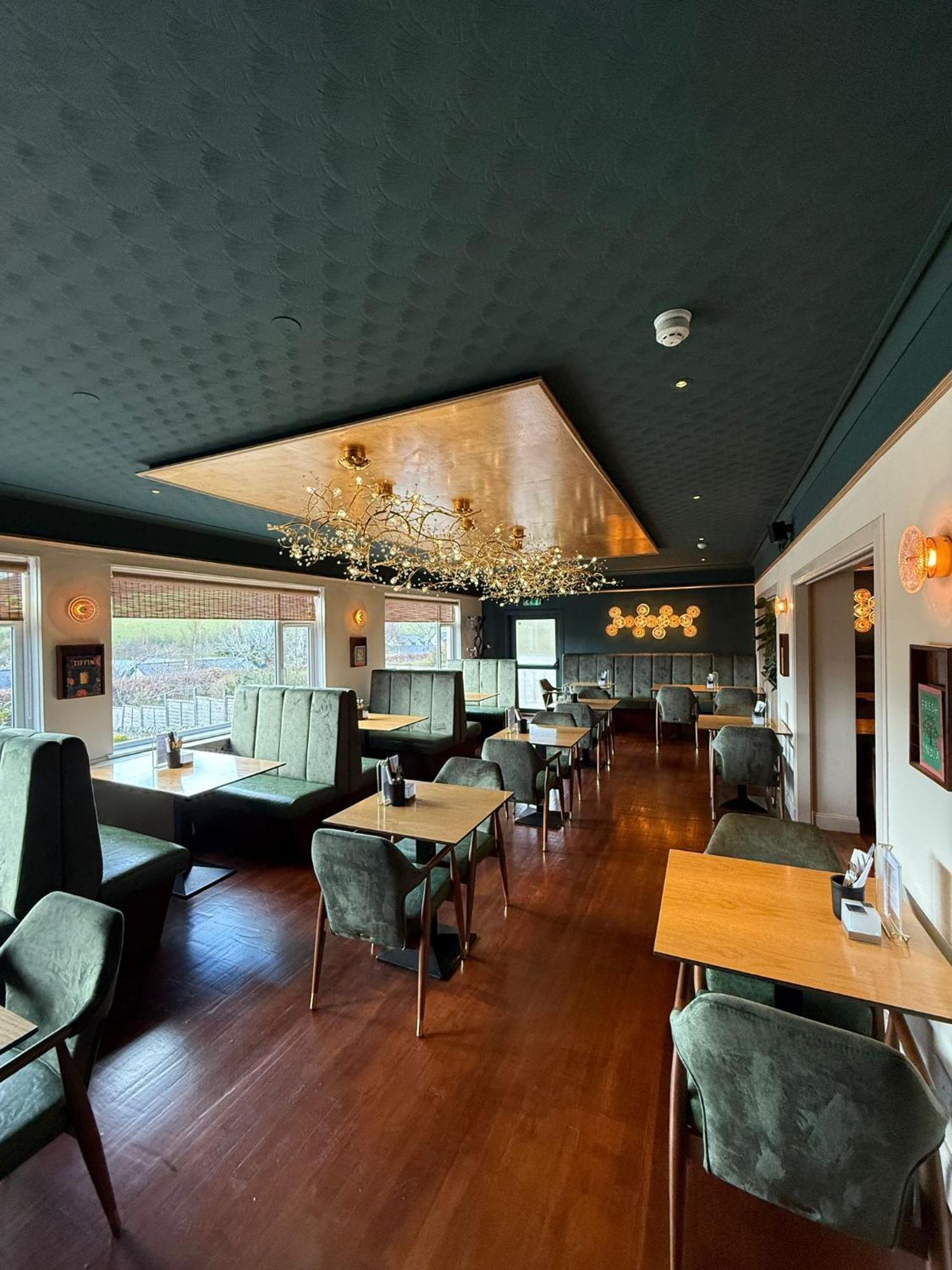 Craigvrack & Restaurant 3*